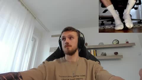 Andi online show from 11-26-25, 10:38