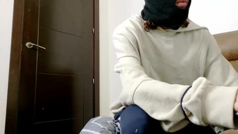 Snapshot of alphafindomhot chatting on 12-01-25, 08:14 alphafindomhot online show from 12-01-25, 08:14