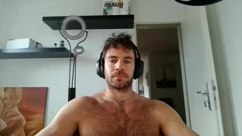 alphah_hunk online show from 11-20-25, 09:42
