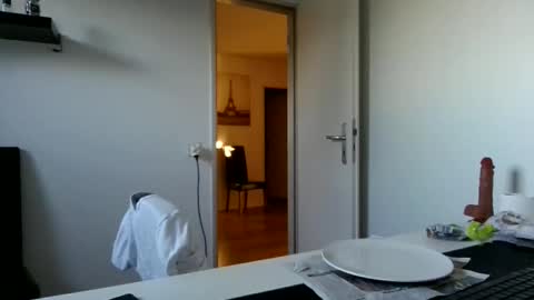 Snapshot of alphah_hunk chatting on 04-30-26, 05:41 alphah_hunk online show from 04-30-26, 05:41