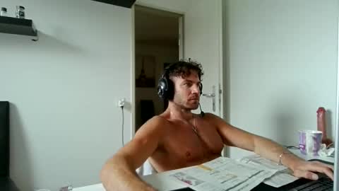 Snapshot of alphah_hunk chatting on 05-05-26, 10:56 alphah_hunk online show from 05-05-26, 10:56