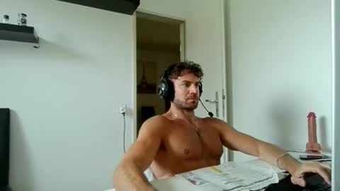 Snapshot of alphah_hunk chatting on 05-07-26, 11:04 alphah_hunk online show from 05-07-26, 11:04