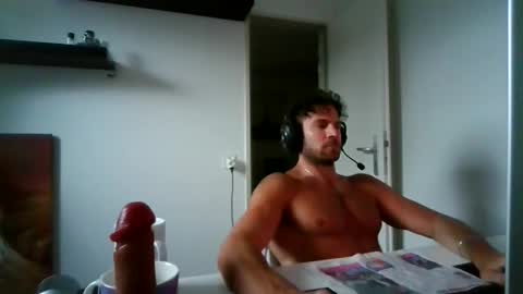 Snapshot of alphah_hunk chatting on 05-11-26, 06:27 alphah_hunk online show from 05-11-26, 06:27