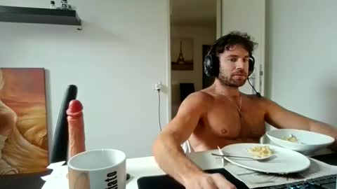Snapshot of alphah_hunk chatting on 05-18-26, 05:30 alphah_hunk online show from 05-18-26, 05:30