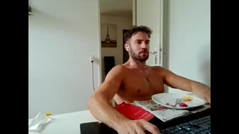Snapshot of alphah_hunk chatting on 06-08-26, 03:01 alphah_hunk online show from 06-08-26, 03:01