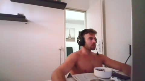 Snapshot of alphah_hunk chatting on 07-08-26, 10:31 alphah_hunk online show from 07-08-26, 10:31