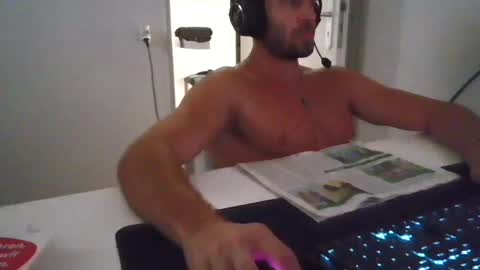 Snapshot of alphah_hunk chatting on 07-17-26, 04:23 alphah_hunk online show from 07-17-26, 04:23