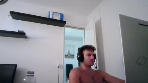 Snapshot of alphah_hunk chatting on 08-01-26, 08:57 alphah_hunk online show from 08-01-26, 08:57