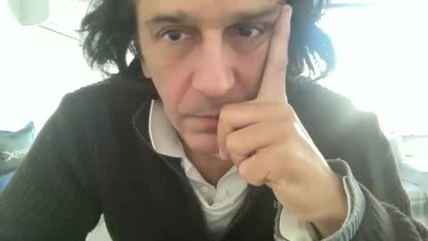 Snapshot of alphandre chatting on 01-24-25, 06:35 AlphAndre online show from 01-24-25, 06:35