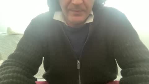 Snapshot of alphandre chatting on 02-11-25, 06:51 AlphAndre online show from 02-11-25, 06:51