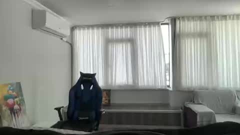 Snapshot of alphandre chatting on 03-10-25, 01:54 AlphAndre online show from 03-10-25, 01:54