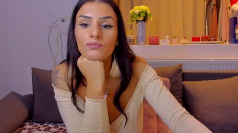 Snapshot of alphaqueenx chatting on 11-25-25, 11:16 Michelle online show from 11-25-25, 11:16