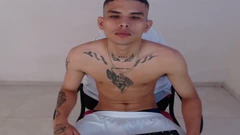 alphas_latins online show from 06-01-26, 03:36