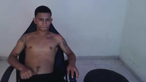 alphas_latins online show from 06-03-26, 07:08