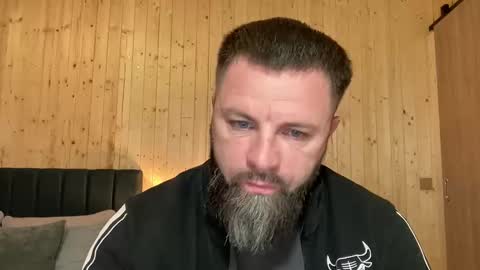 Jhonny online show from 05-19-26, 02:07