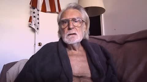 AlphaUniform online show from 02-01-25, 02:13