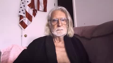 AlphaUniform online show from 03-15-26, 05:08