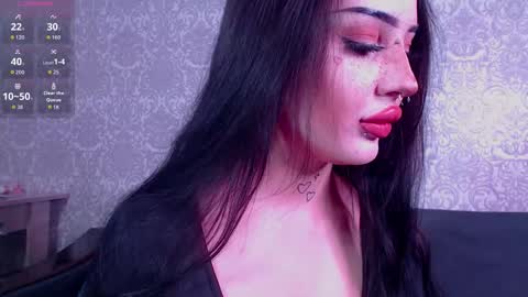 Snapshot of alter3566 chatting on 11-06-25, 06:42 Alter online show from 11-06-25, 06:42