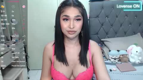 Snapshot of altheafoxxx chatting on 09-22-25, 11:29 Althea online show from 09-22-25, 11:29