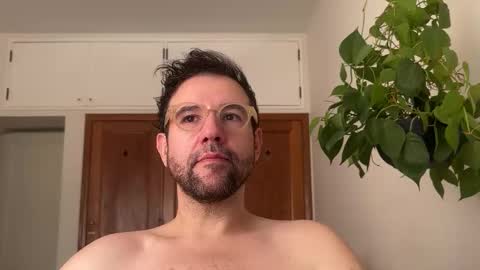 Snapshot of alto1e90br chatting on 09-30-25, 01:38 alto1e90br online show from 09-30-25, 01:38