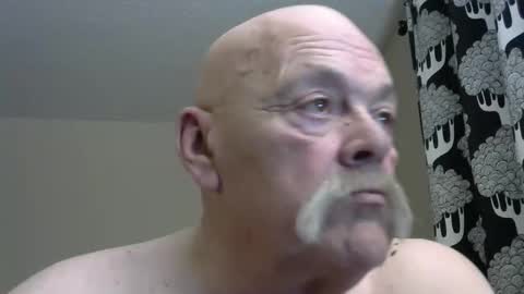 Snapshot of altoplay69 chatting on 11-19-25, 01:49 altoplay69 online show from 11-19-25, 01:49