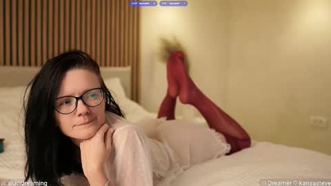 Lucid Dreaming online show from 11-24-25, 08:19