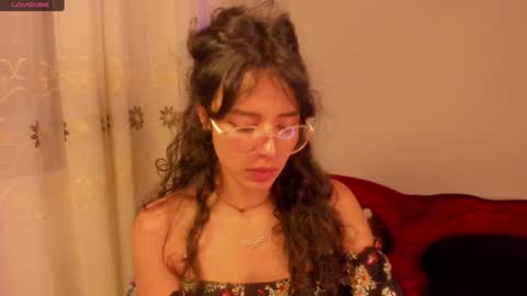 Snapshot of aluna_0310 chatting on 12-02-24, 11:40 . . online show from 12-02-24, 11:40