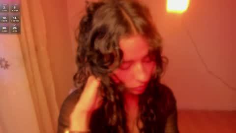 Snapshot of aluna_0310 chatting on 04-17-26, 11:08 . . online show from 04-17-26, 11:08