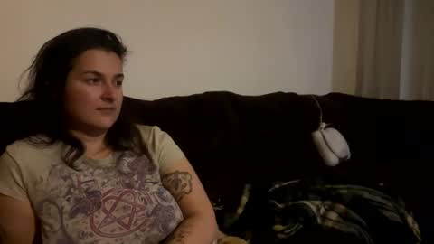 Alvie online show from 01-21-25, 01:39