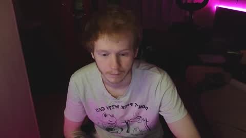 Snapshot of alvin__main chatting on 12-25-24, 01:42 Alvin Puska -- online show from 12-25-24, 01:42