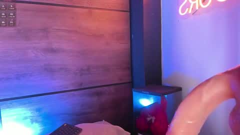 Snapshot of alyamonroe chatting on 11-08-25, 10:48 Alya online show from 11-08-25, 10:48