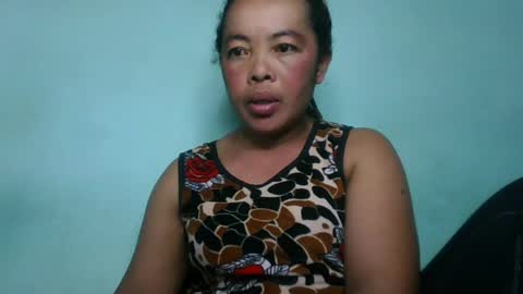 Snapshot of alypierette chatting on 06-18-26, 06:24 alypierette online show from 06-18-26, 06:24