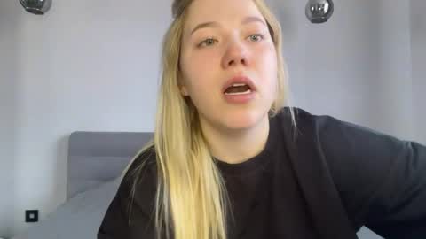 Al online show from 05-03-26, 07:03