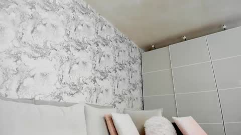 Snapshot of alyssamillan chatting on 01-11-25, 11:56 alysamillan online show from 01-11-25, 11:56