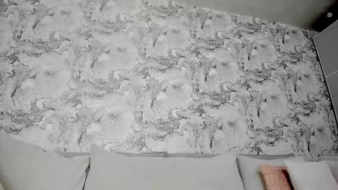 Snapshot of alyssamillan chatting on 01-18-25, 07:59 alysamillan online show from 01-18-25, 07:59