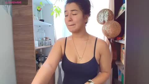 alyssia wolds online show from 01-31-25, 05:42