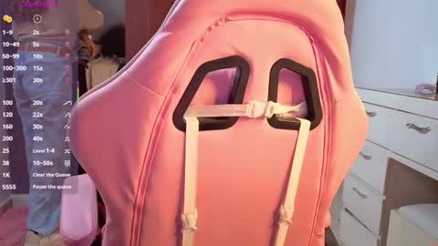 Snapshot of alyssy_nc chatting on 01-16-26, 02:26 alyssy_nc online show from 01-16-26, 02:26