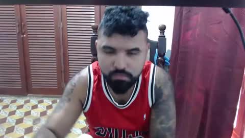 Snapshot of alz_hunter chatting on 09-22-25, 12:51 alz_hunter online show from 09-22-25, 12:51