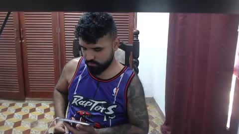 Snapshot of alz_hunter chatting on 09-28-25, 01:55 alz_hunter online show from 09-28-25, 01:55