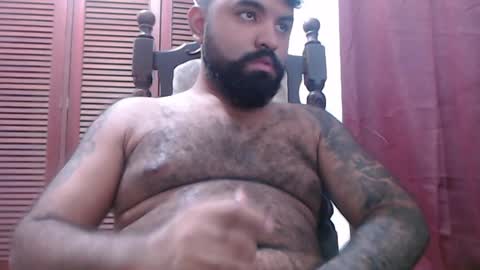 Snapshot of alz_hunter chatting on 10-16-25, 12:39 alz_hunter online show from 10-16-25, 12:39