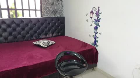 victoria milf online show from 06-30-26, 04:19