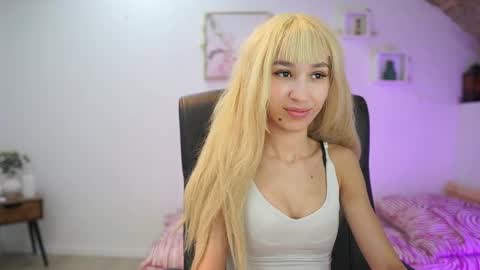 Amai  Liu online show from 01-15-26, 02:21