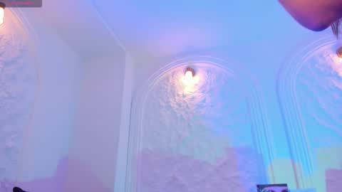 Amaia Haywood online show from 11-22-25, 04:11