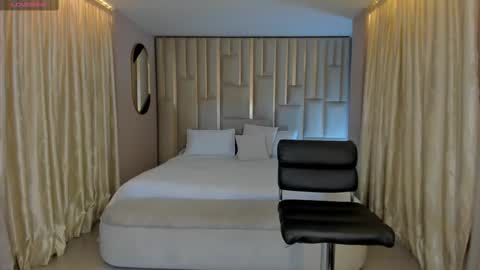 Amalia cruss online show from 01-09-26, 08:32