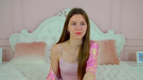Snapshot of amalialima chatting on 05-13-26, 04:10 AmaliaLima online show from 05-13-26, 04:10