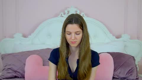 Snapshot of amalialima chatting on 06-18-26, 04:35 AmaliaLima online show from 06-18-26, 04:35