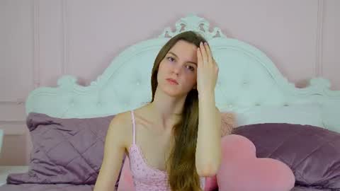 Snapshot of amalialima chatting on 06-20-26, 04:37 AmaliaLima online show from 06-20-26, 04:37