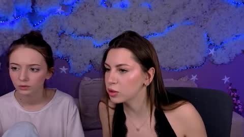 Amalia online show from 03-19-26, 08:35