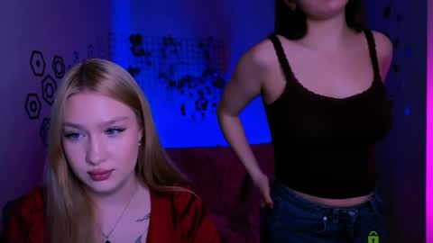 Amalia online show from 04-17-26, 08:12