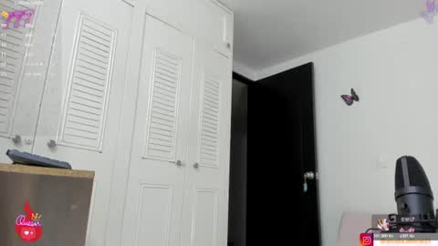 Amalia    Ig online show from 06-11-26, 11:25